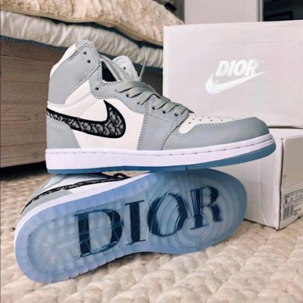 Men’s dior j’s never worn!!!